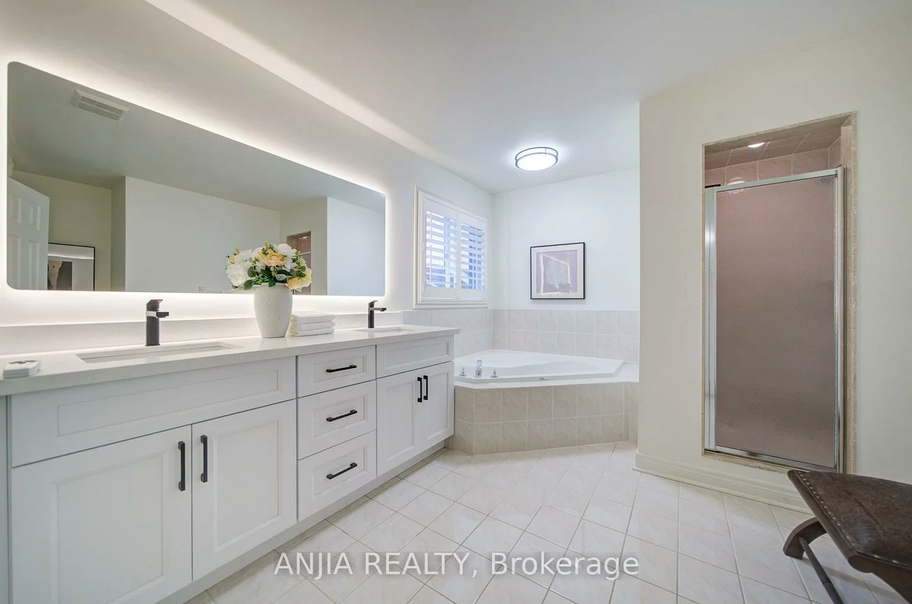 94, Cynthia Jean, Berczy, Markham
