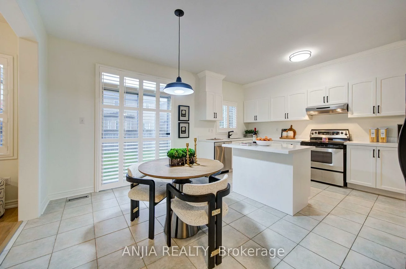 94, Cynthia Jean, Berczy, Markham
