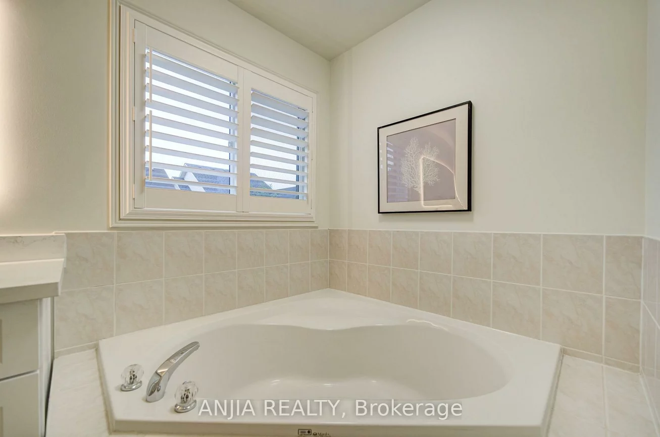 94, Cynthia Jean, Berczy, Markham