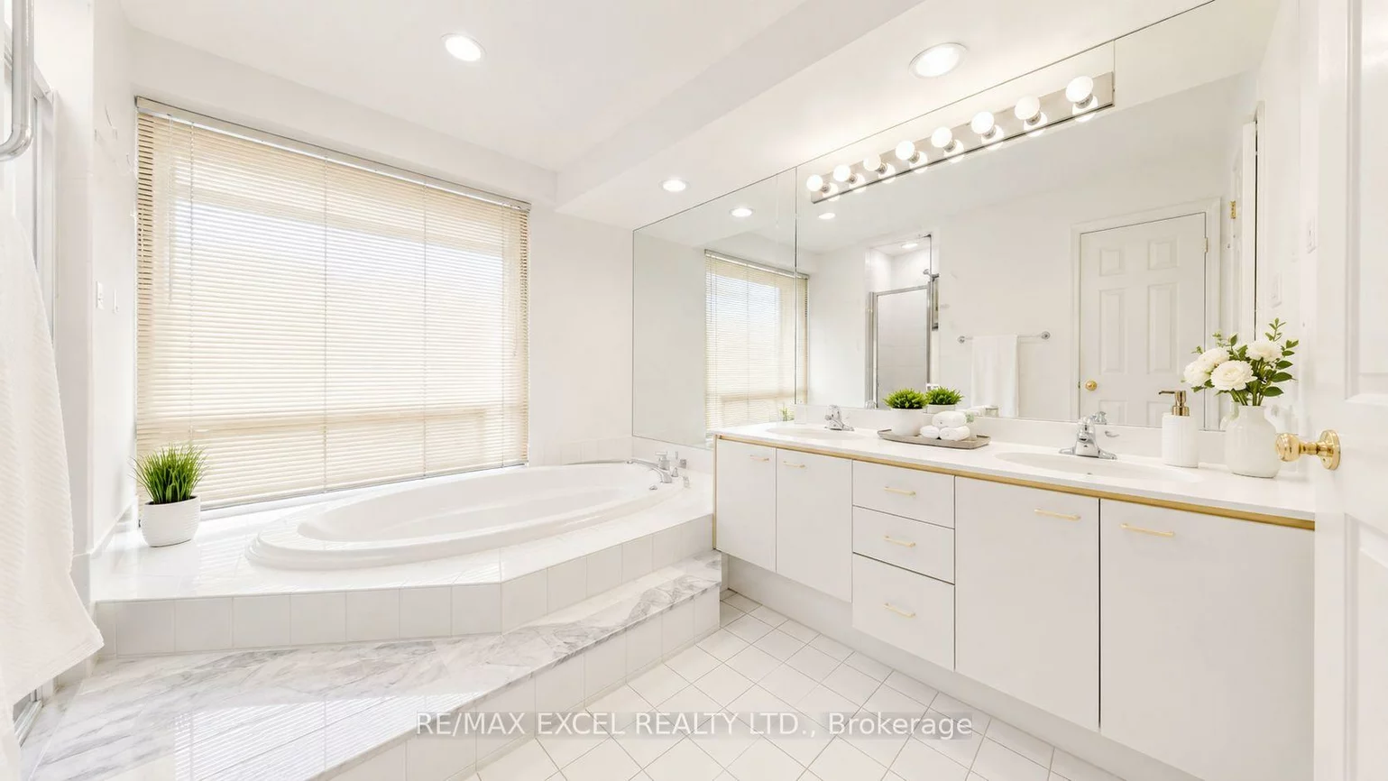 30, Lambert, Thornlea, Markham