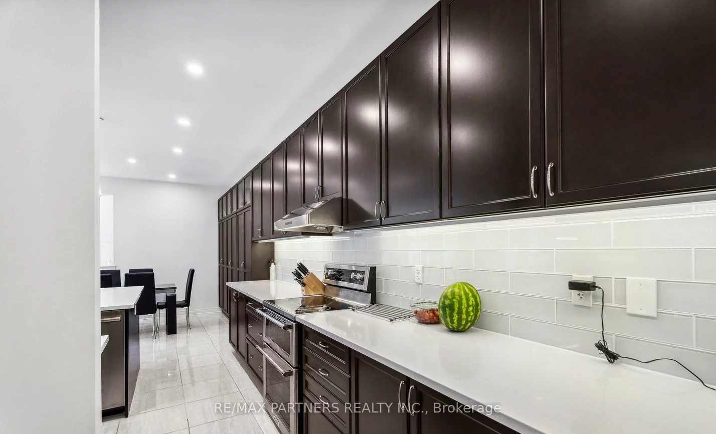 2, Portia, Cornell, Markham