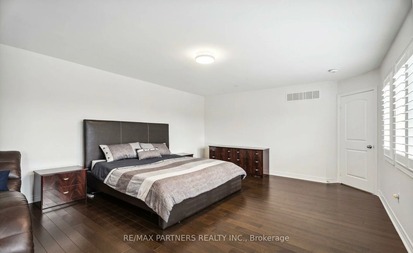 2, Portia, Cornell, Markham