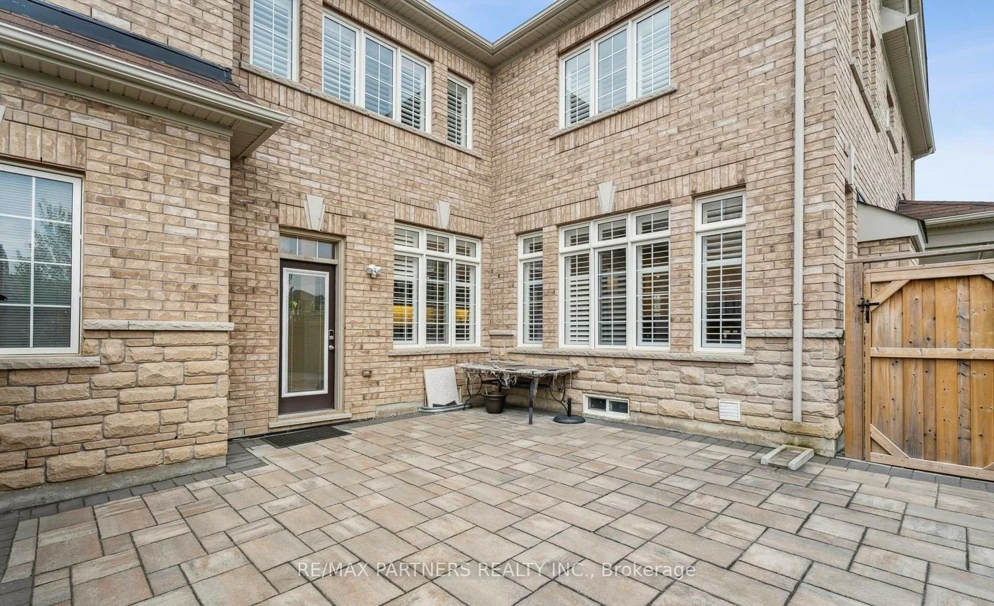 2, Portia, Cornell, Markham