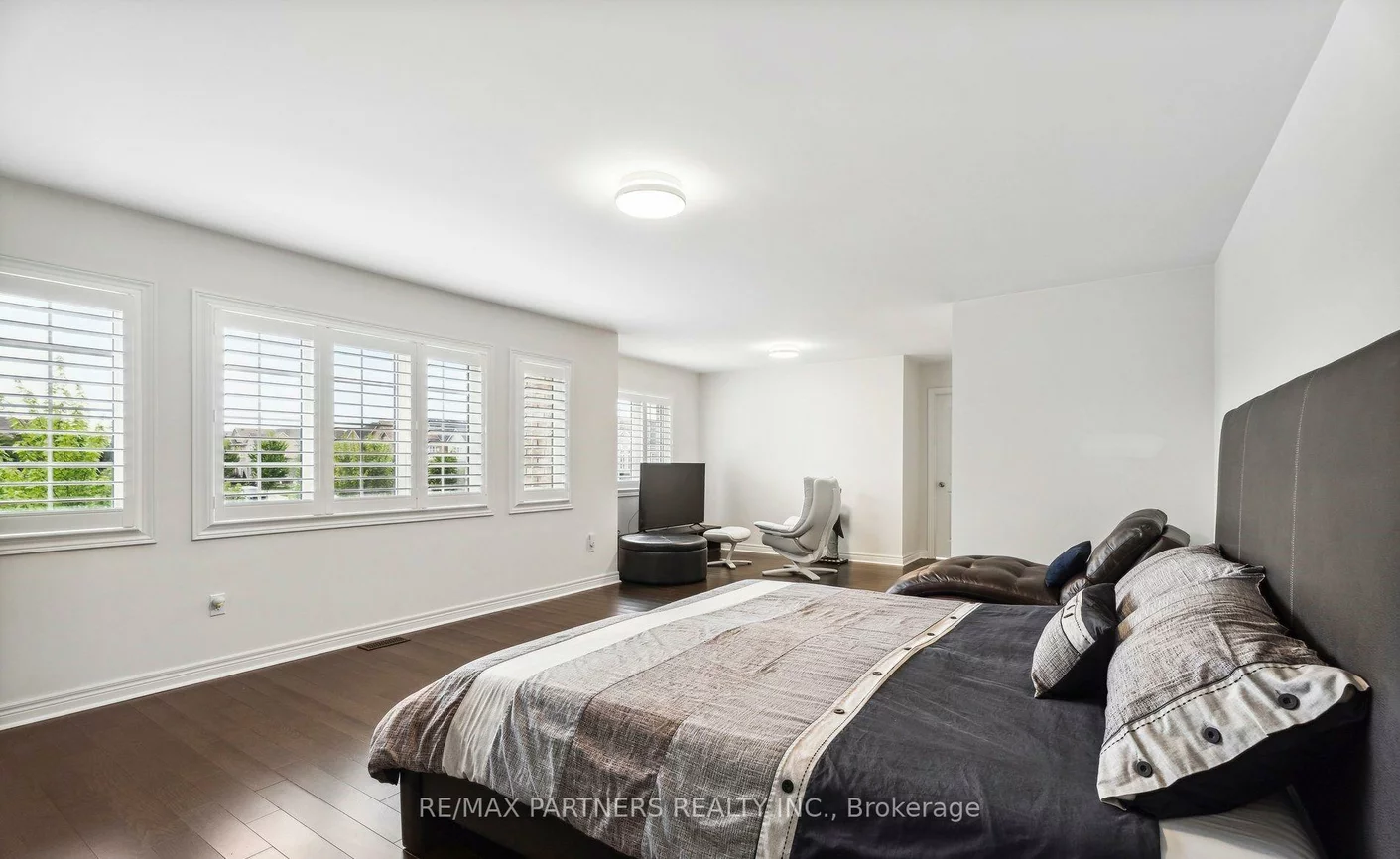 2, Portia, Cornell, Markham
