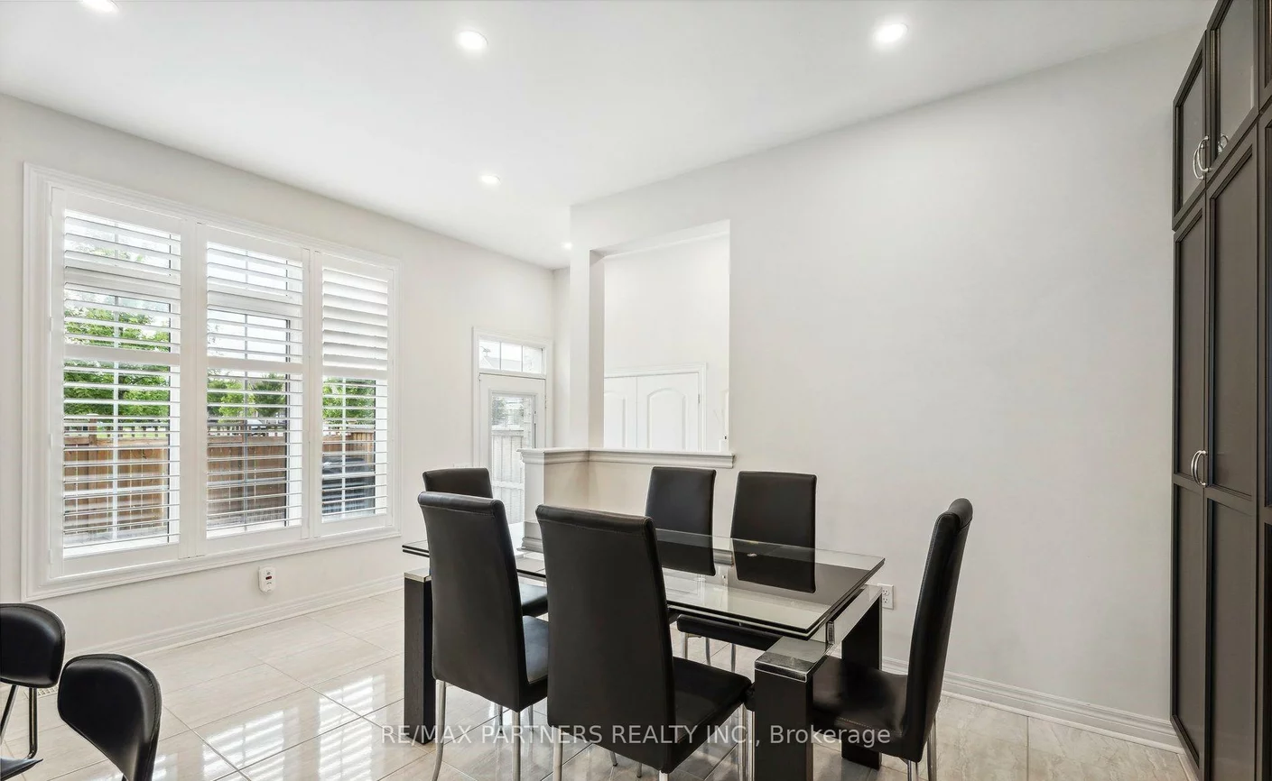 2, Portia, Cornell, Markham