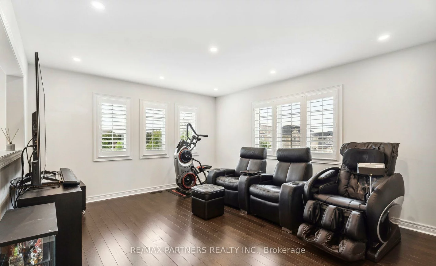 2, Portia, Cornell, Markham