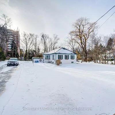 119, Robinson, Old Markham Village, Markham