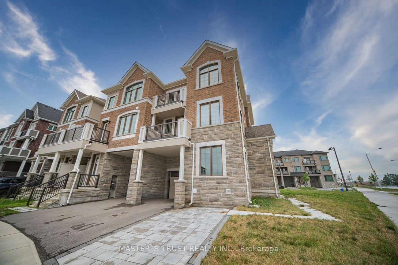 286, Beaverbrae, Victoria Square, Markham