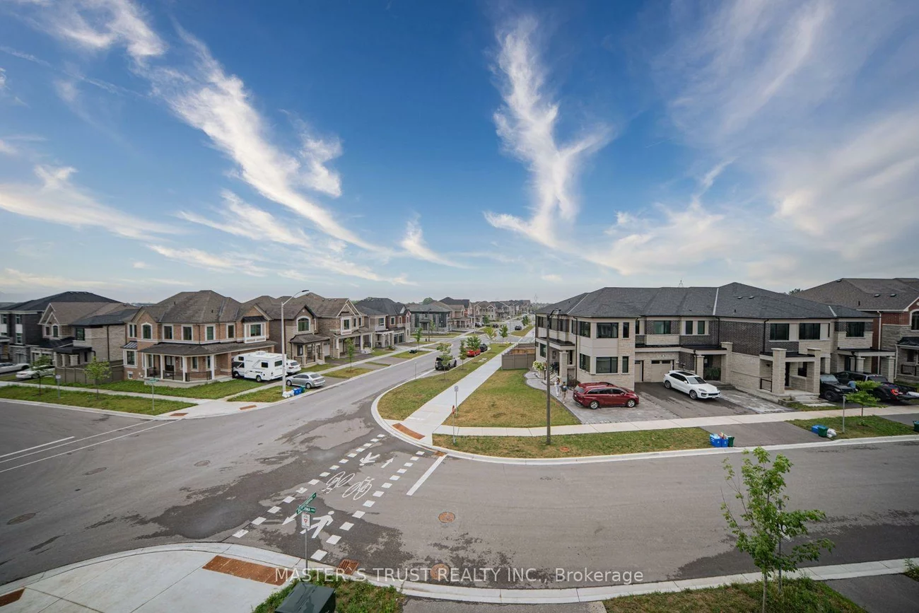 286, Beaverbrae, Victoria Square, Markham