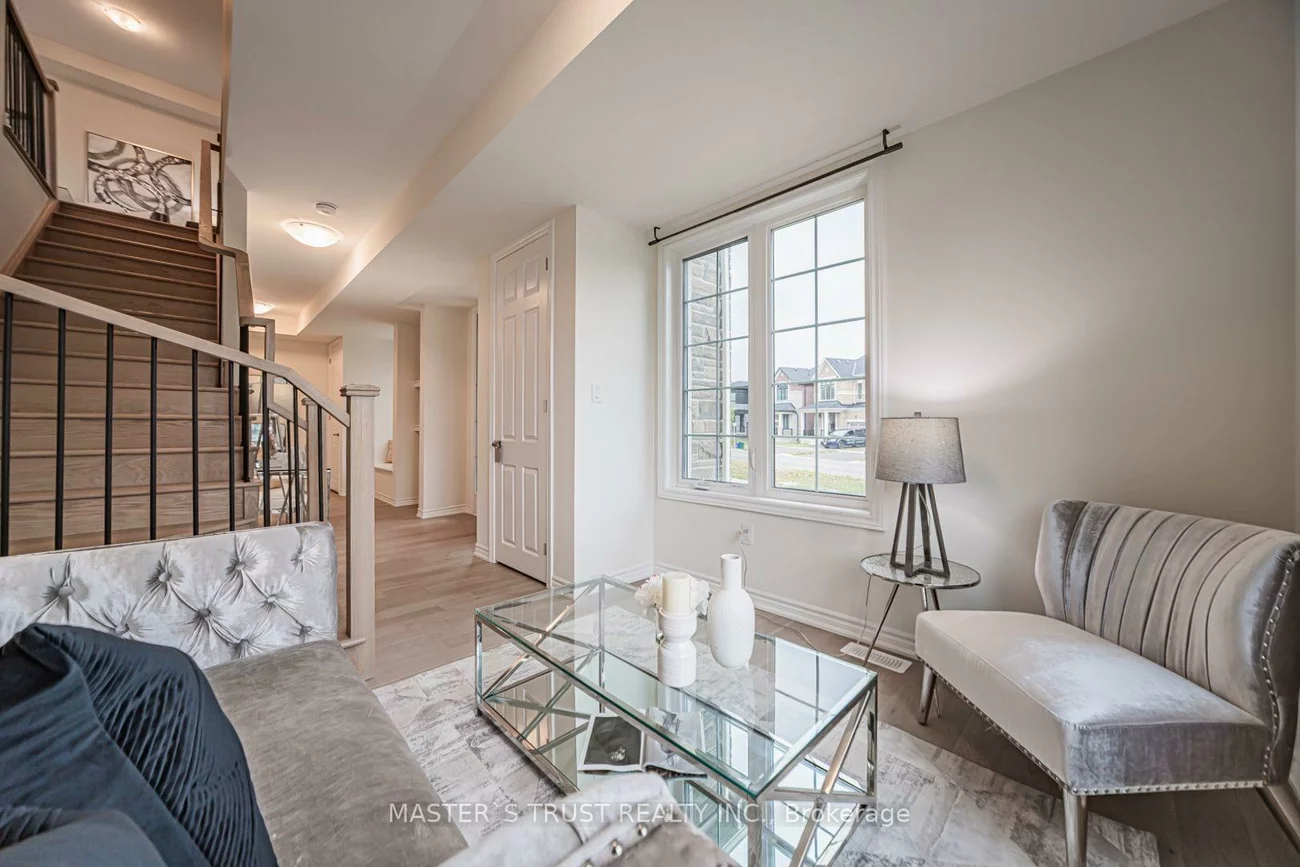 286, Beaverbrae, Victoria Square, Markham
