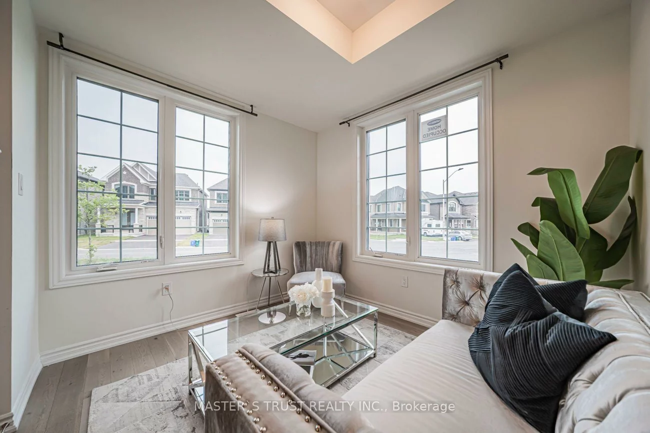 286, Beaverbrae, Victoria Square, Markham