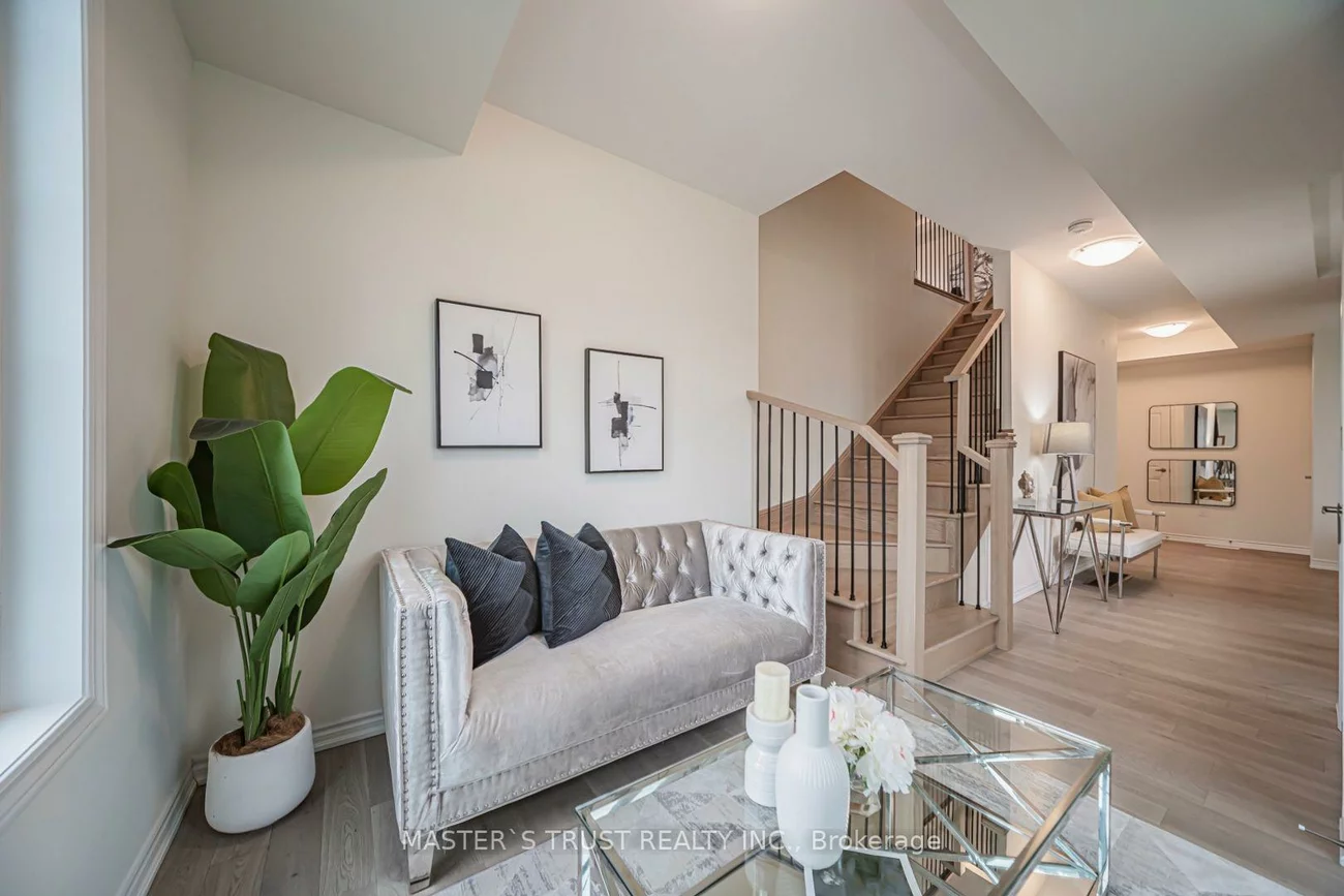 286, Beaverbrae, Victoria Square, Markham