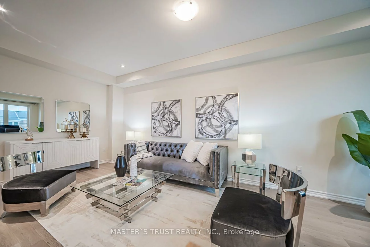286, Beaverbrae, Victoria Square, Markham