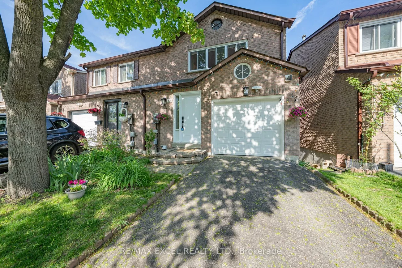 128, Cottonwood, Bayview Fairway-Bayview Country Club Estates, Markham