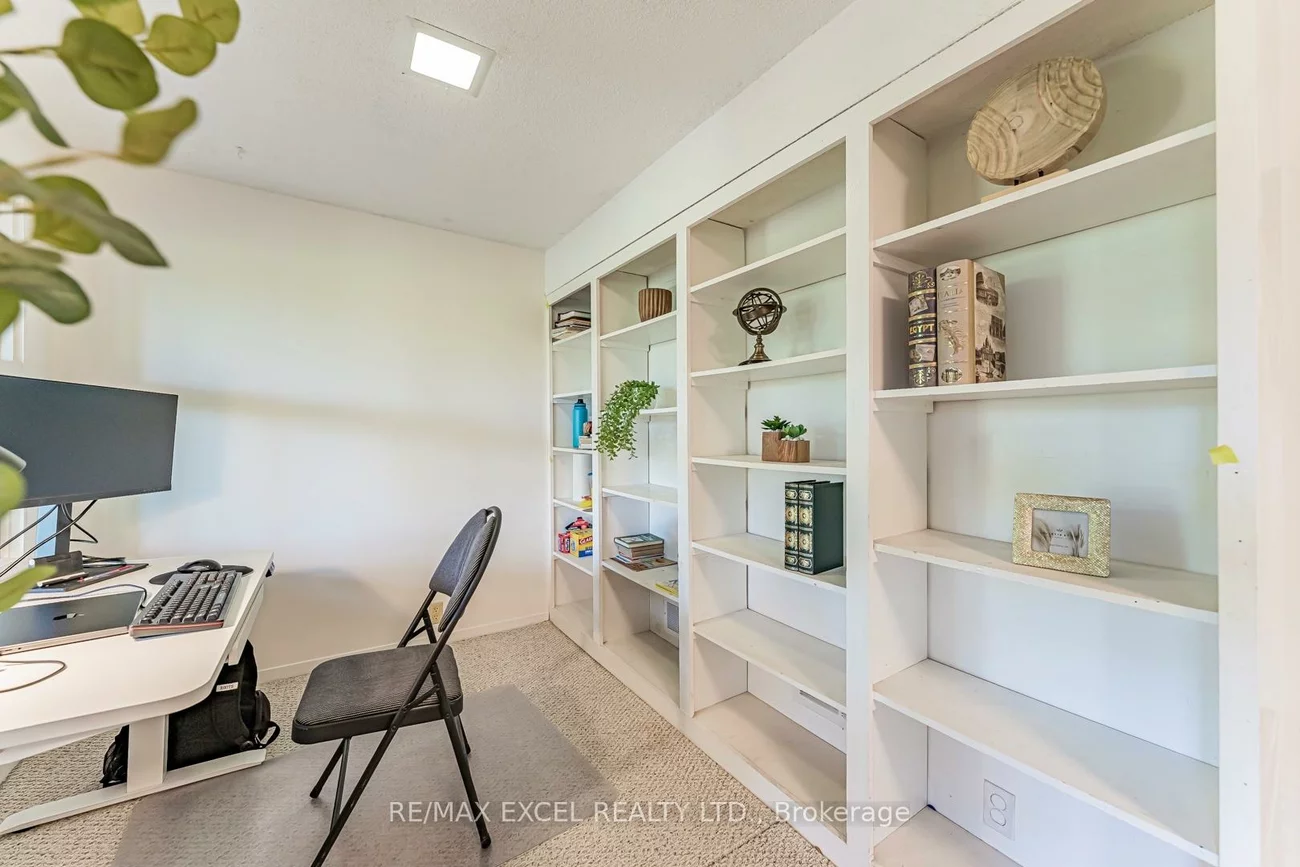 128, Cottonwood, Bayview Fairway-Bayview Country Club Estates, Markham