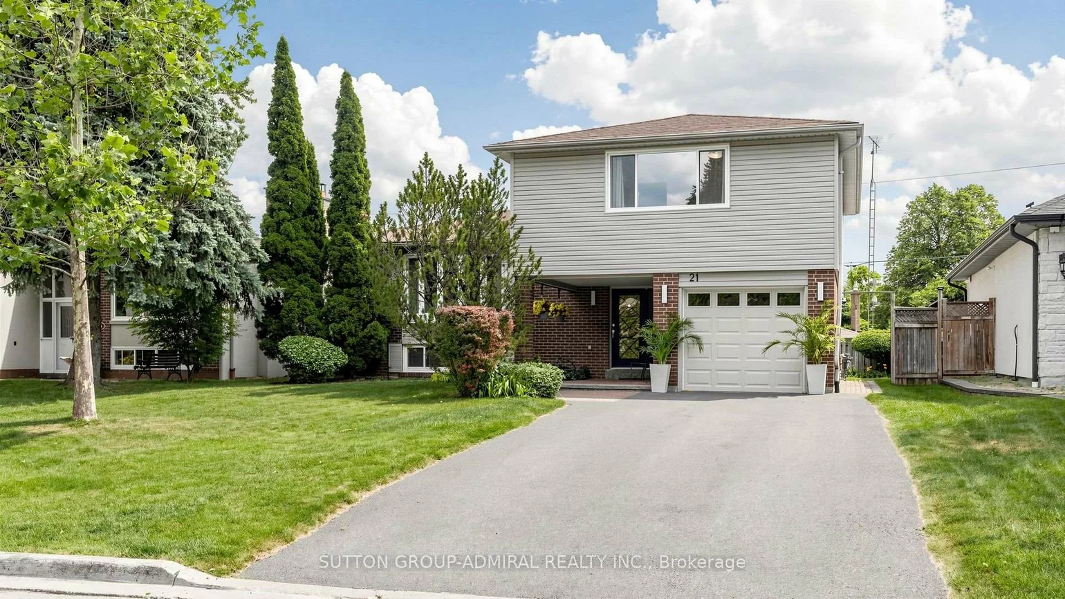 21, Donalbain, Royal Orchard, Markham