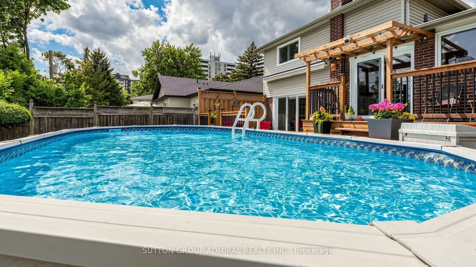 21, Donalbain, Royal Orchard, Markham