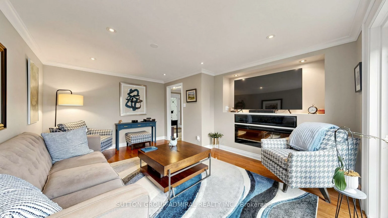 21, Donalbain, Royal Orchard, Markham