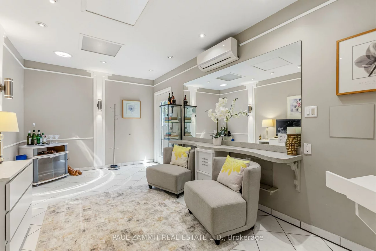 12, Kings College, Aileen-Willowbrook, Markham