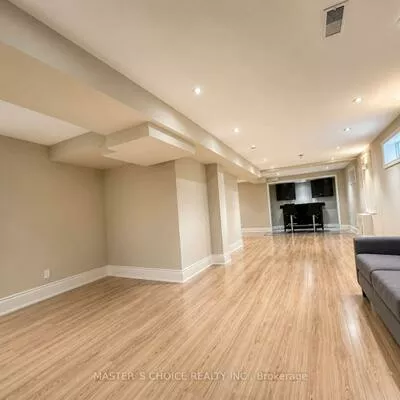 212, Fincham, Markham Village, Markham