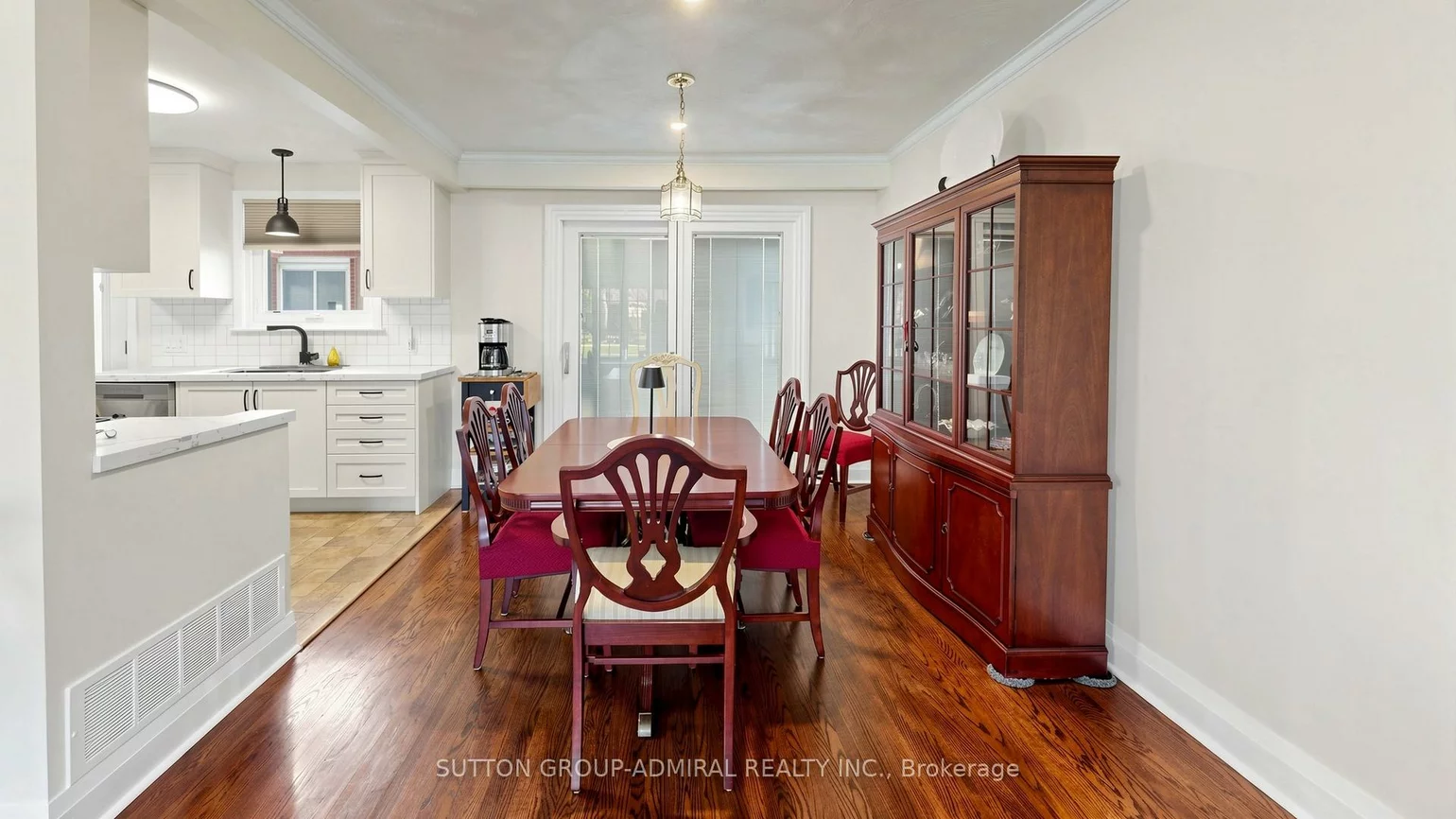 218, Bay Thorn, Royal Orchard, Markham