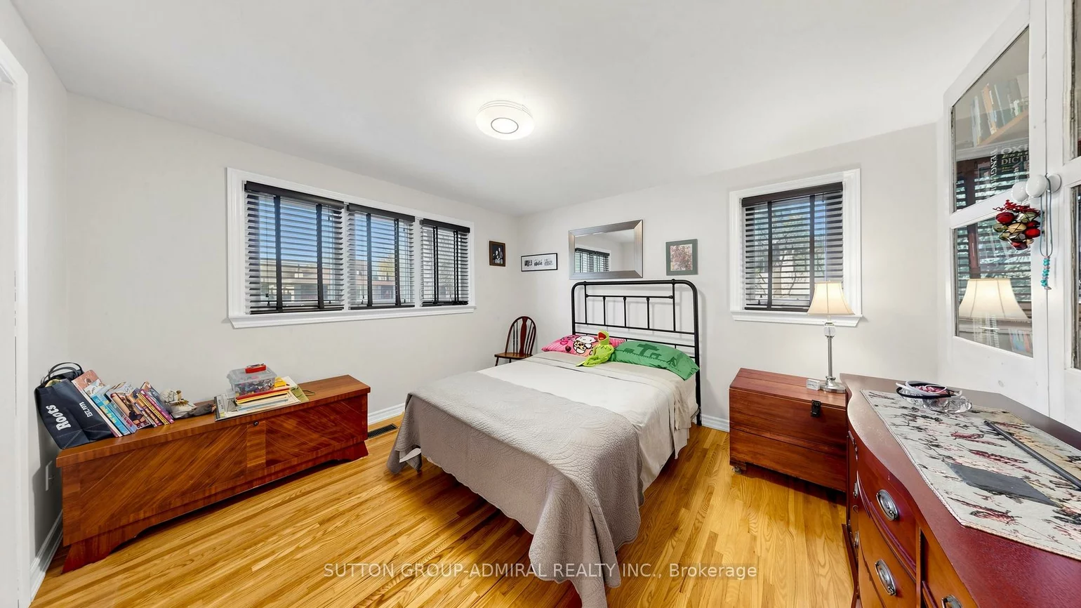 218, Bay Thorn, Royal Orchard, Markham