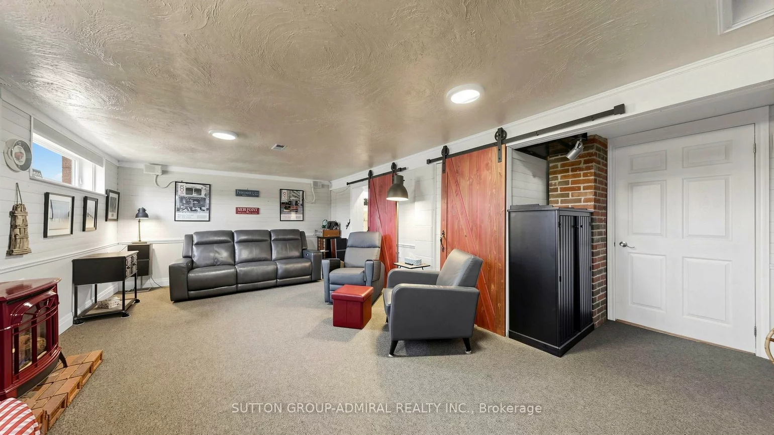 218, Bay Thorn, Royal Orchard, Markham