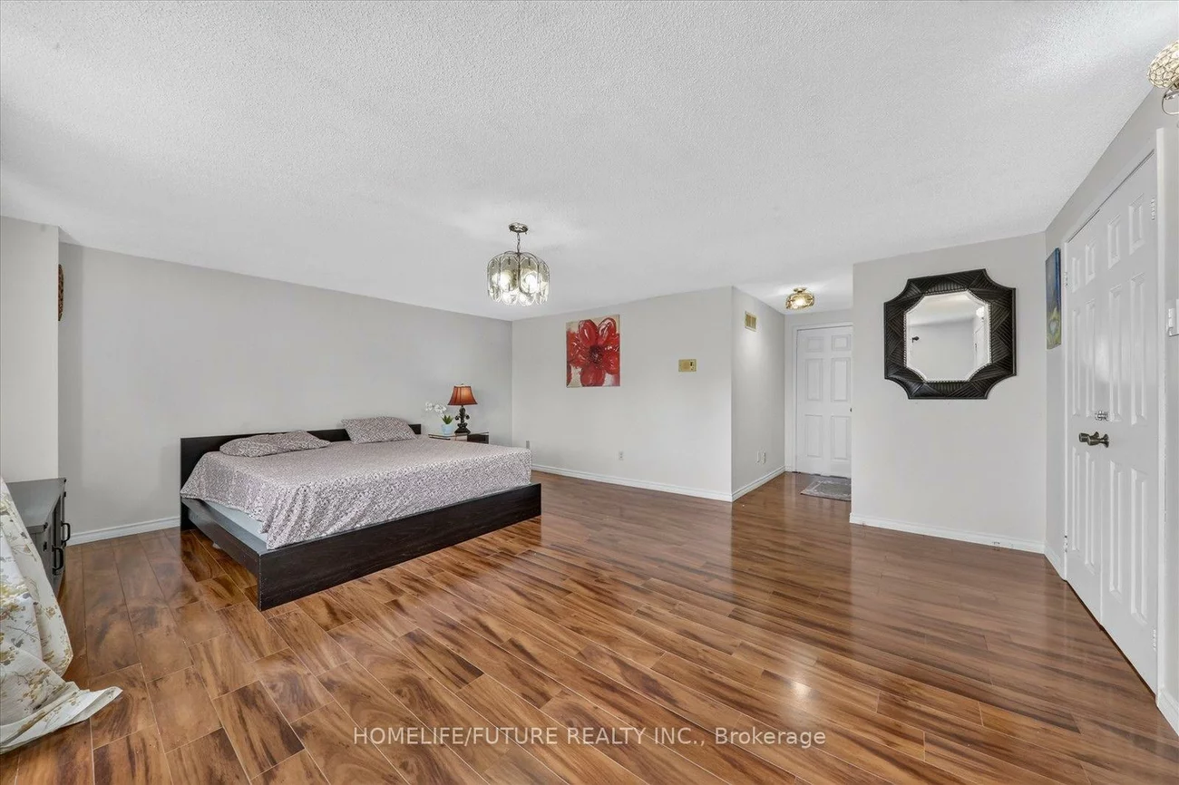 63, Chloe, Middlefield, Markham