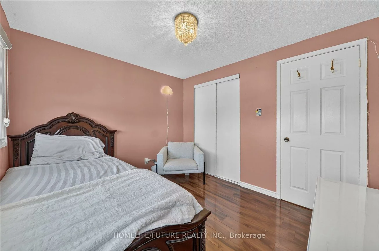 63, Chloe, Middlefield, Markham