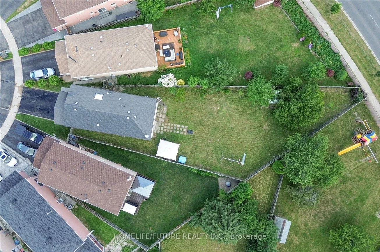 63, Chloe, Middlefield, Markham