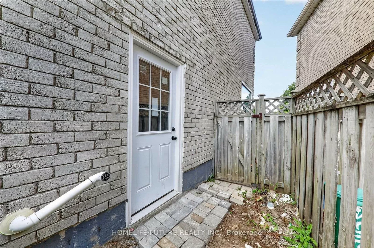 63, Chloe, Middlefield, Markham