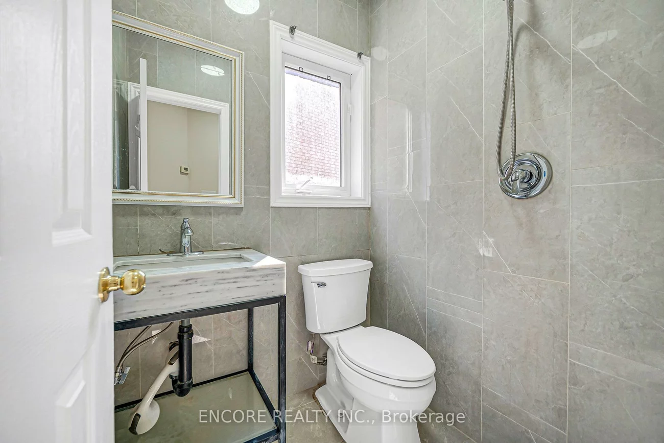34, John Gary, Village Green-South Unionville, Markham