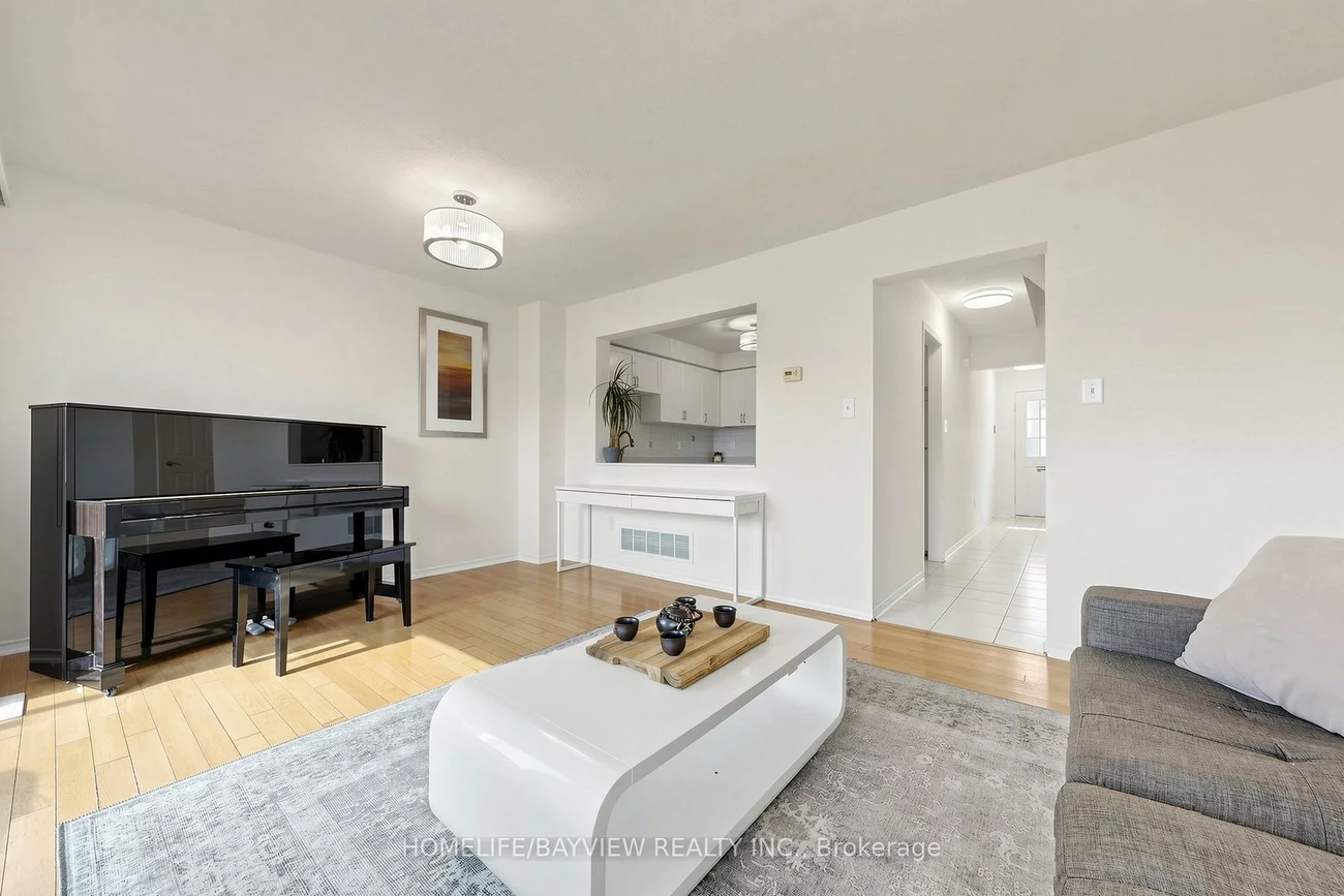 133, Laird, Middlefield, Markham