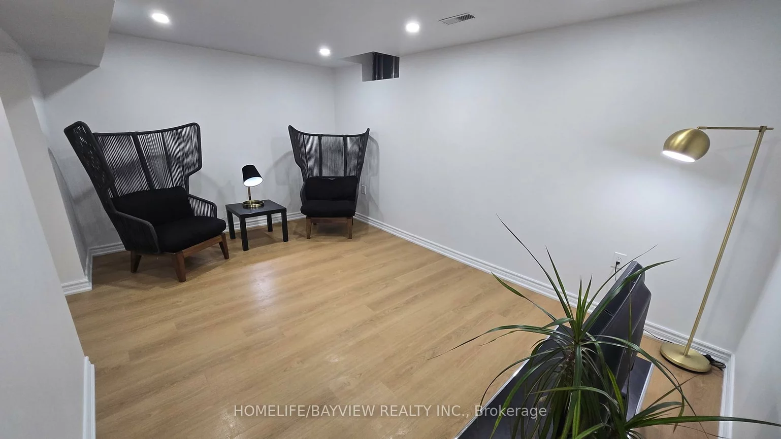 133, Laird, Middlefield, Markham