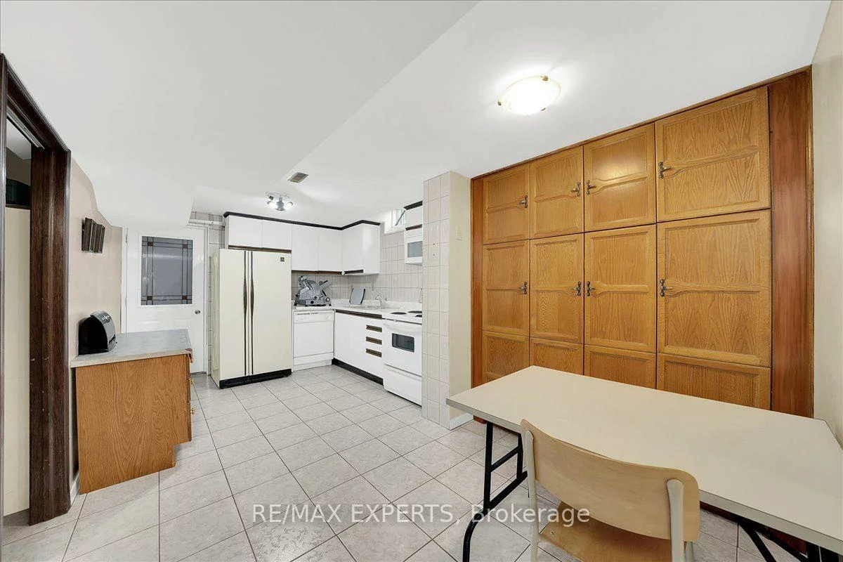 5, Jordana, Middlefield, Markham