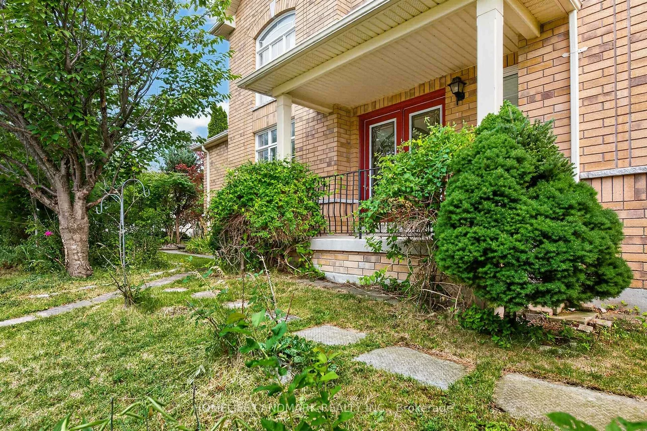 218, Ridgecrest, Berczy, Markham