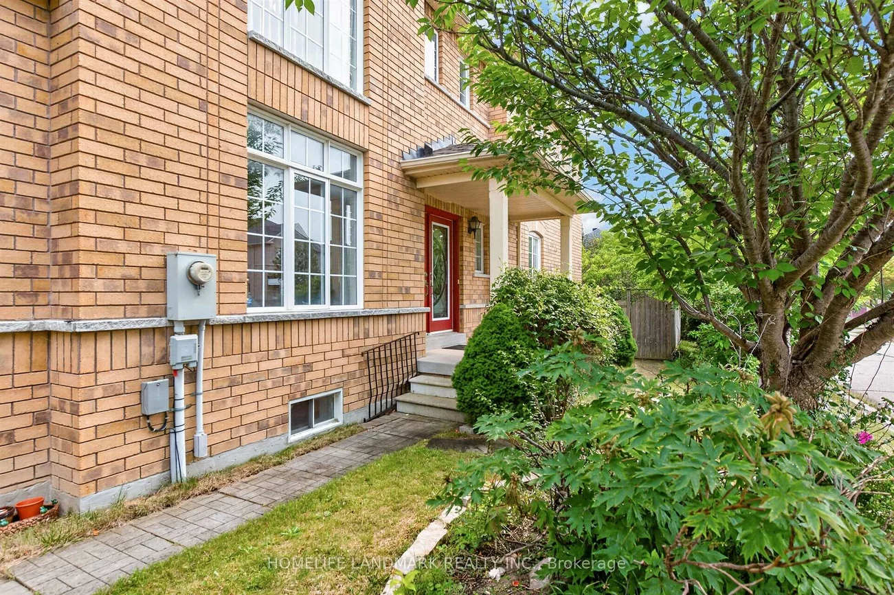 218, Ridgecrest, Berczy, Markham