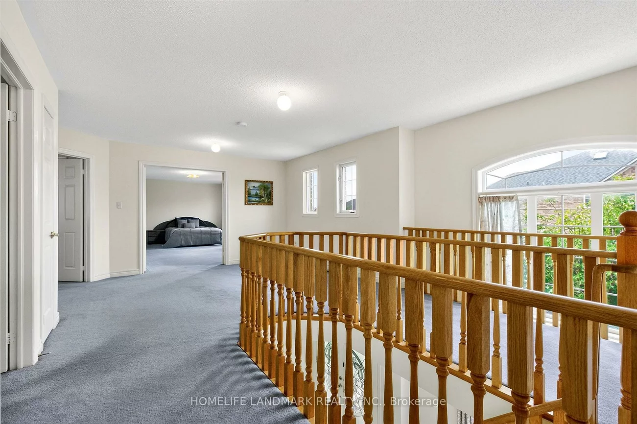 218, Ridgecrest, Berczy, Markham