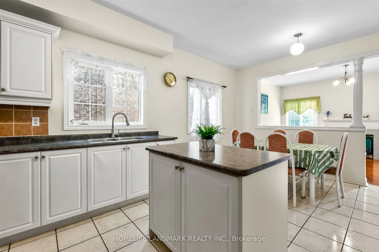 218, Ridgecrest, Berczy, Markham