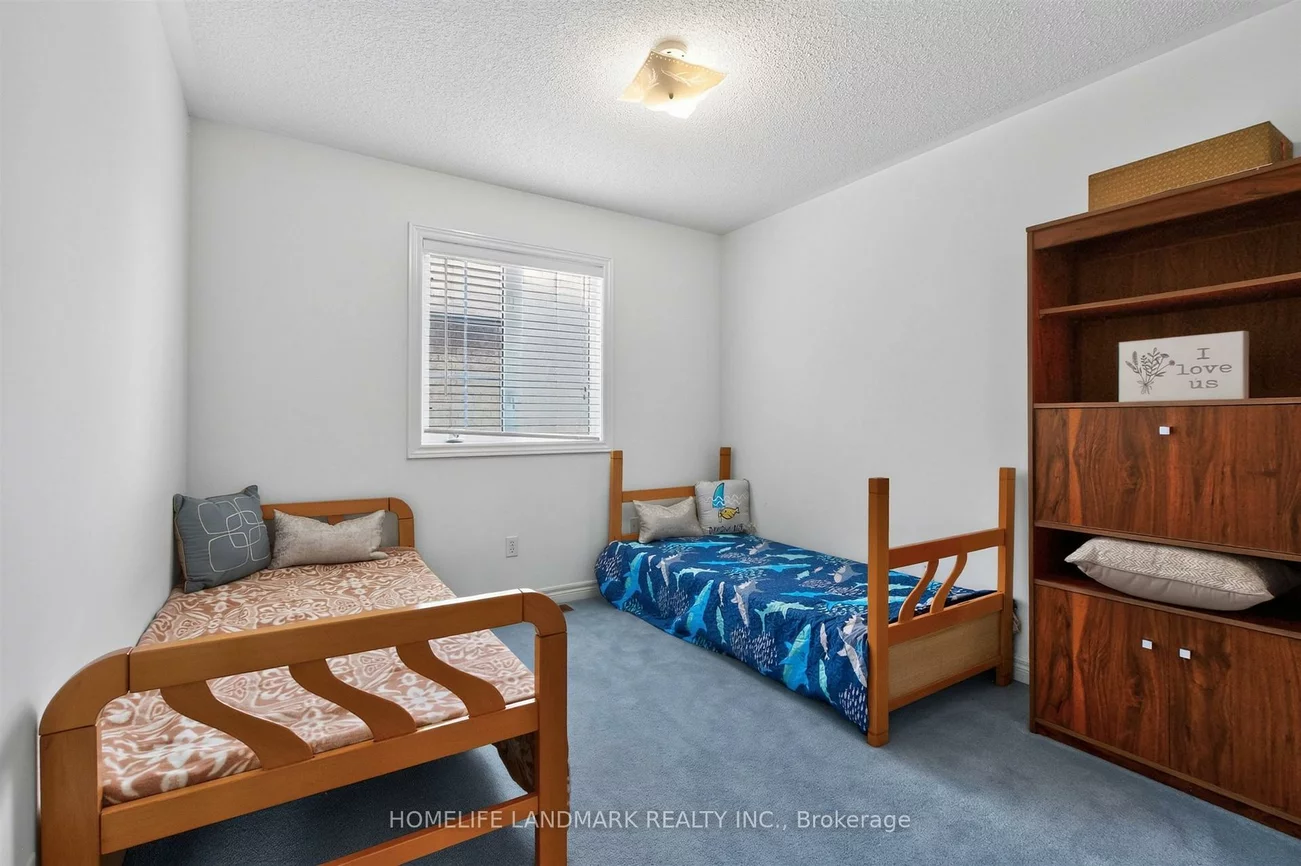 218, Ridgecrest, Berczy, Markham