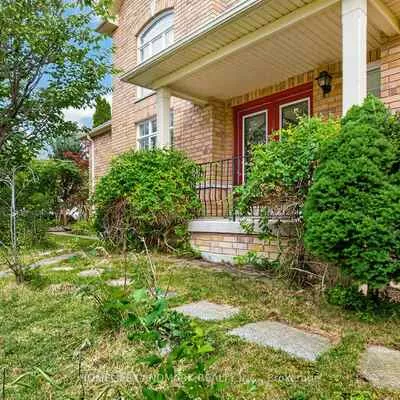 218, Ridgecrest, Berczy, Markham