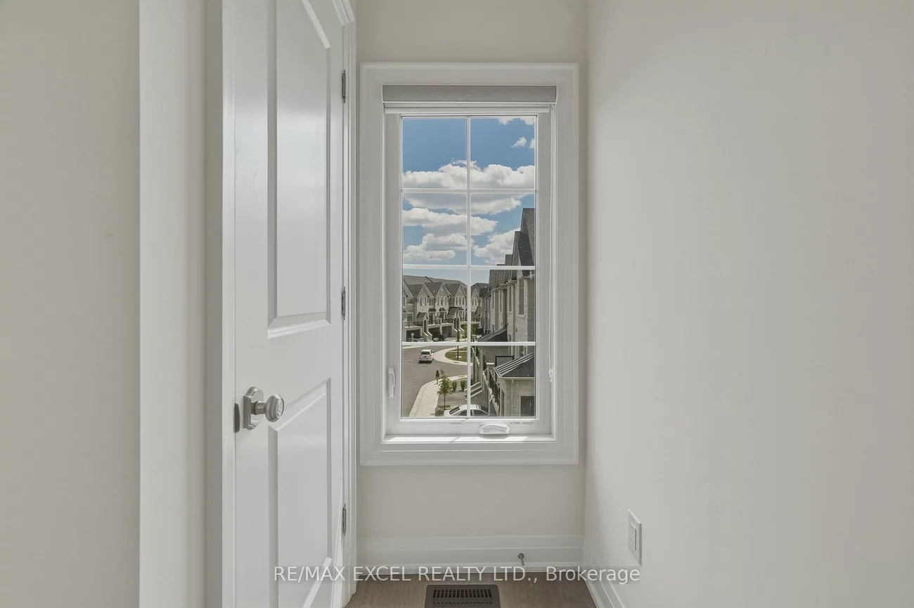 4205, Major Mackenzie, Angus Glen, Markham