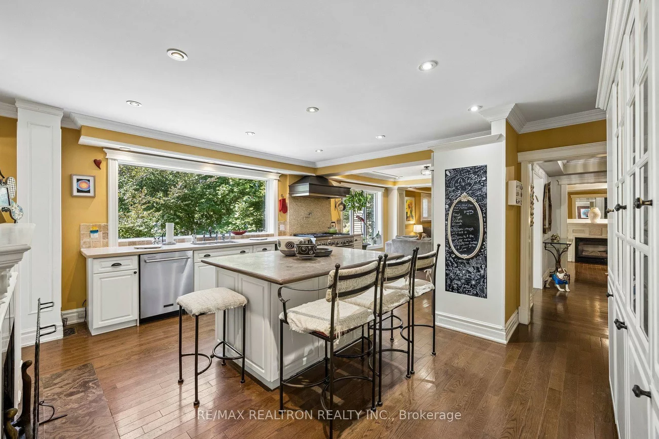 14, Rougecrest, Markham Village, Markham