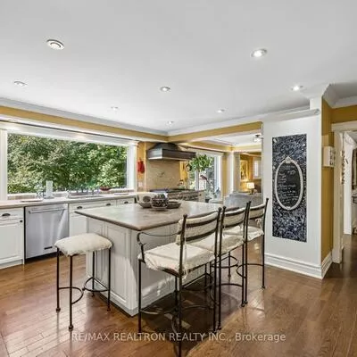 14, Rougecrest, Markham Village, Markham