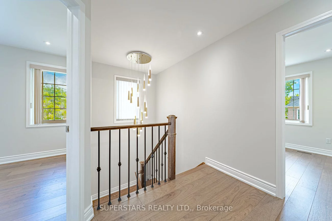 45, Tower Bridge, Berczy, Markham