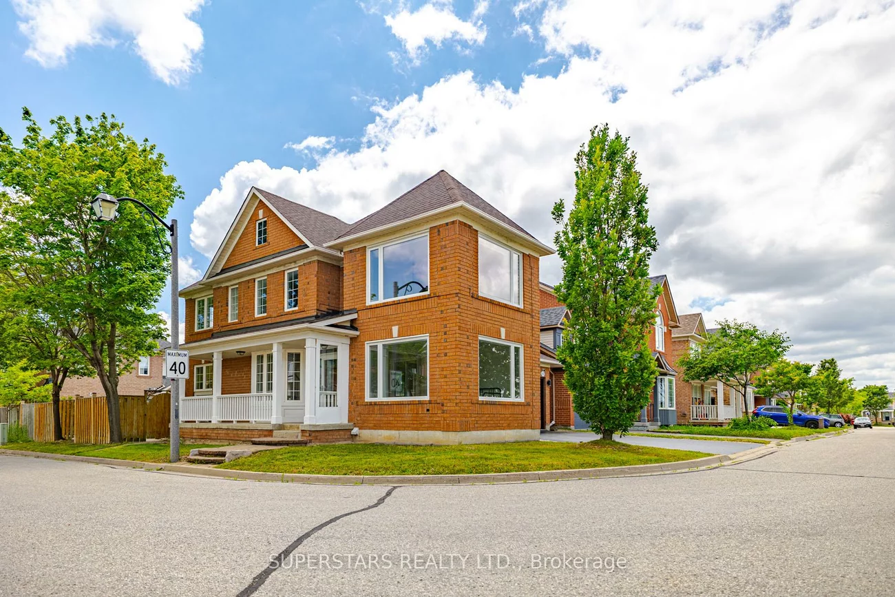 45, Tower Bridge, Berczy, Markham