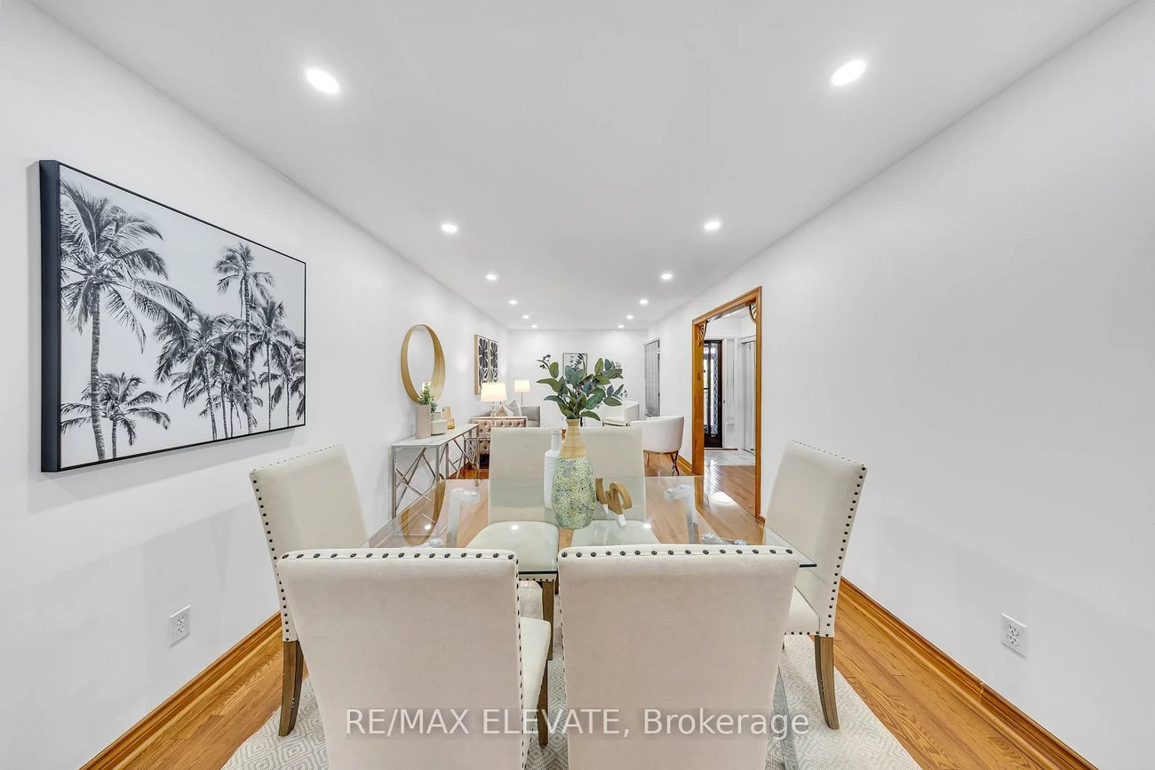 37, Miles Farm, Middlefield, Markham