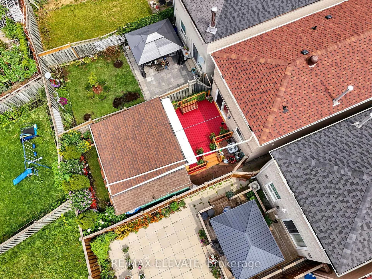 37, Miles Farm, Middlefield, Markham