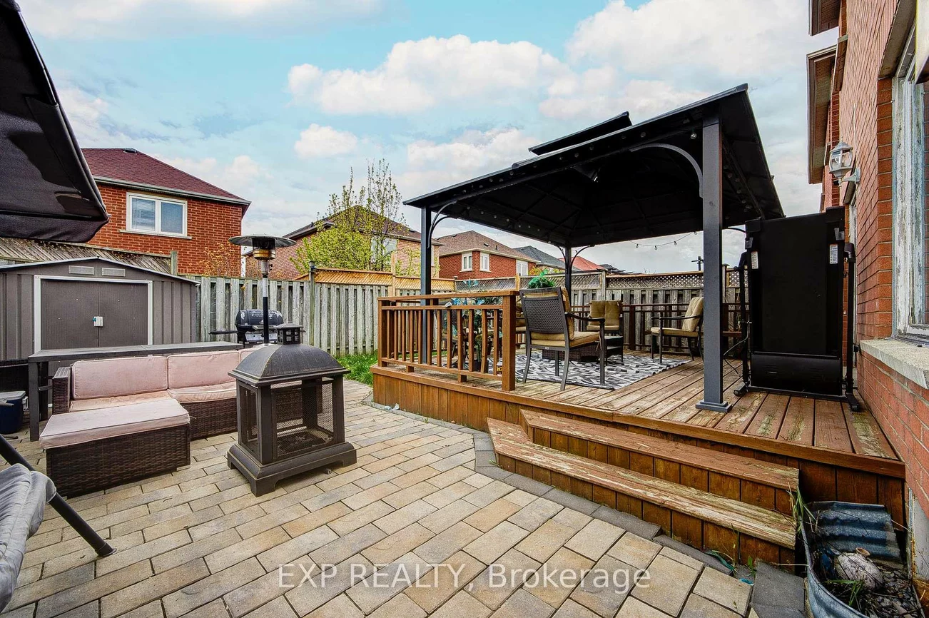211, Sophia, Middlefield, Markham