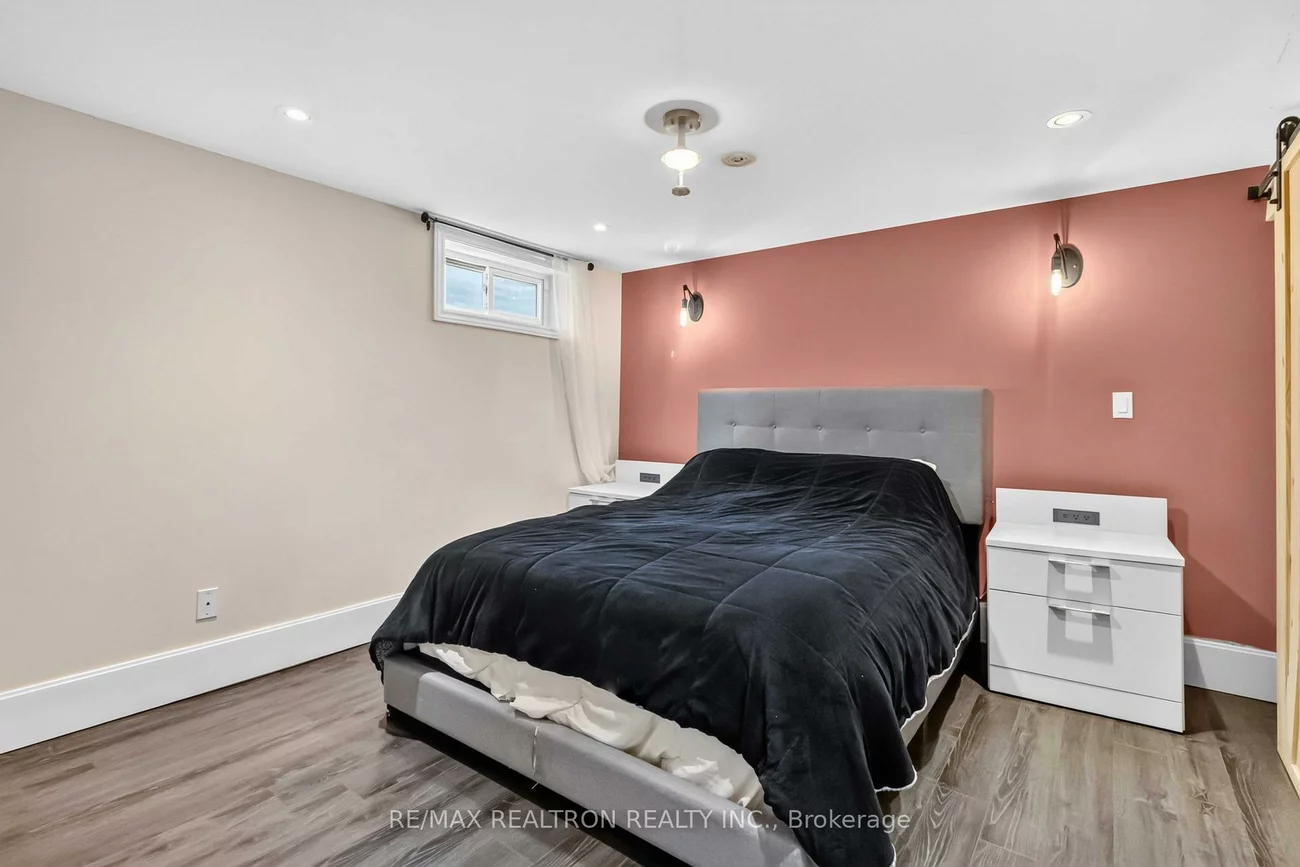 219, Bay Thorn, Royal Orchard, Markham